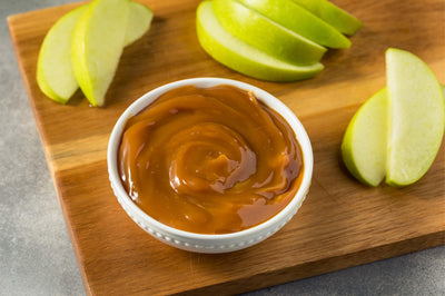 Sauce au caramel infusée pour tremper
