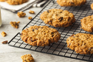 Chewy Oatmeal Raisin Cookies