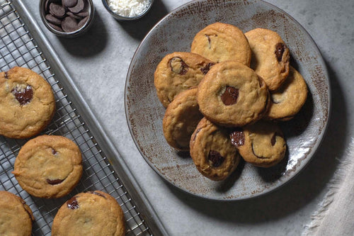 Coconut and Chocolate Chip Cookies