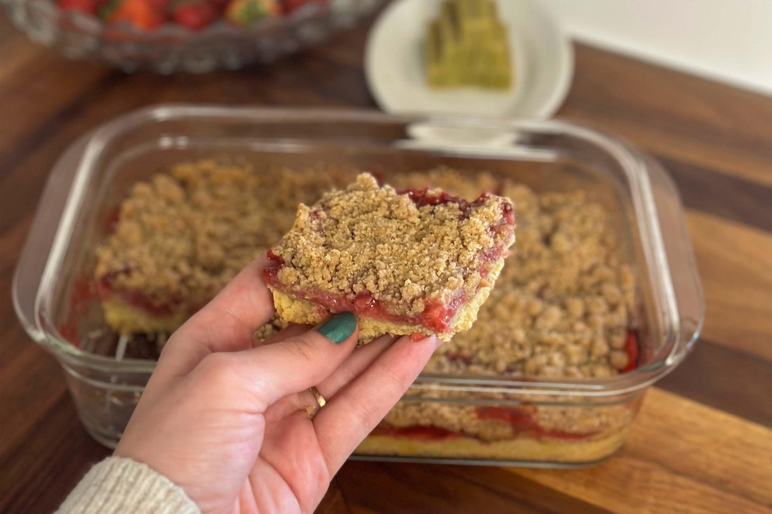 MagicalButter Strawberry Streusel Bars