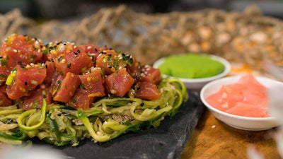 Bol de thon façon poke avec salade de kani su